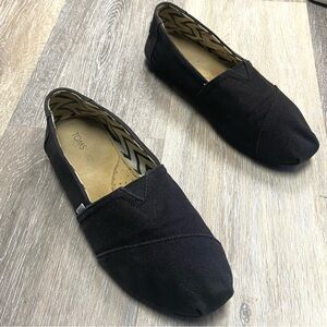 TOMS Black Canvas Slip-On Shoes Size 8.5